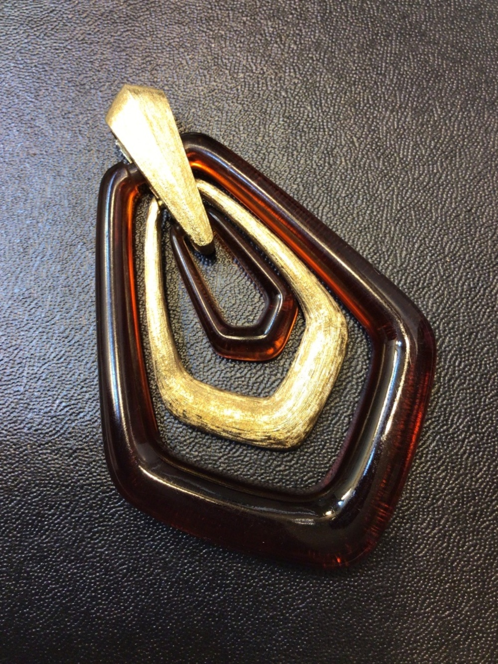Vintage Signed Avon Modernist Tortoise Lucite Gold Tone Geometric Pendant